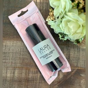 NEW Laura Geller RETRACTABLE Airbrush KABUKI Makeup BRUSH!